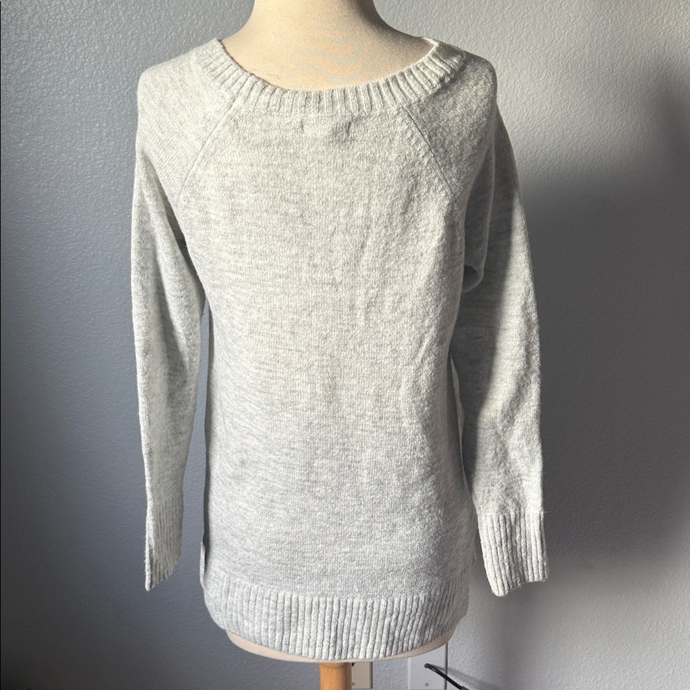 Cozy Gray Cat Face Sweater Lauren Conrad - Picture 3 of 4